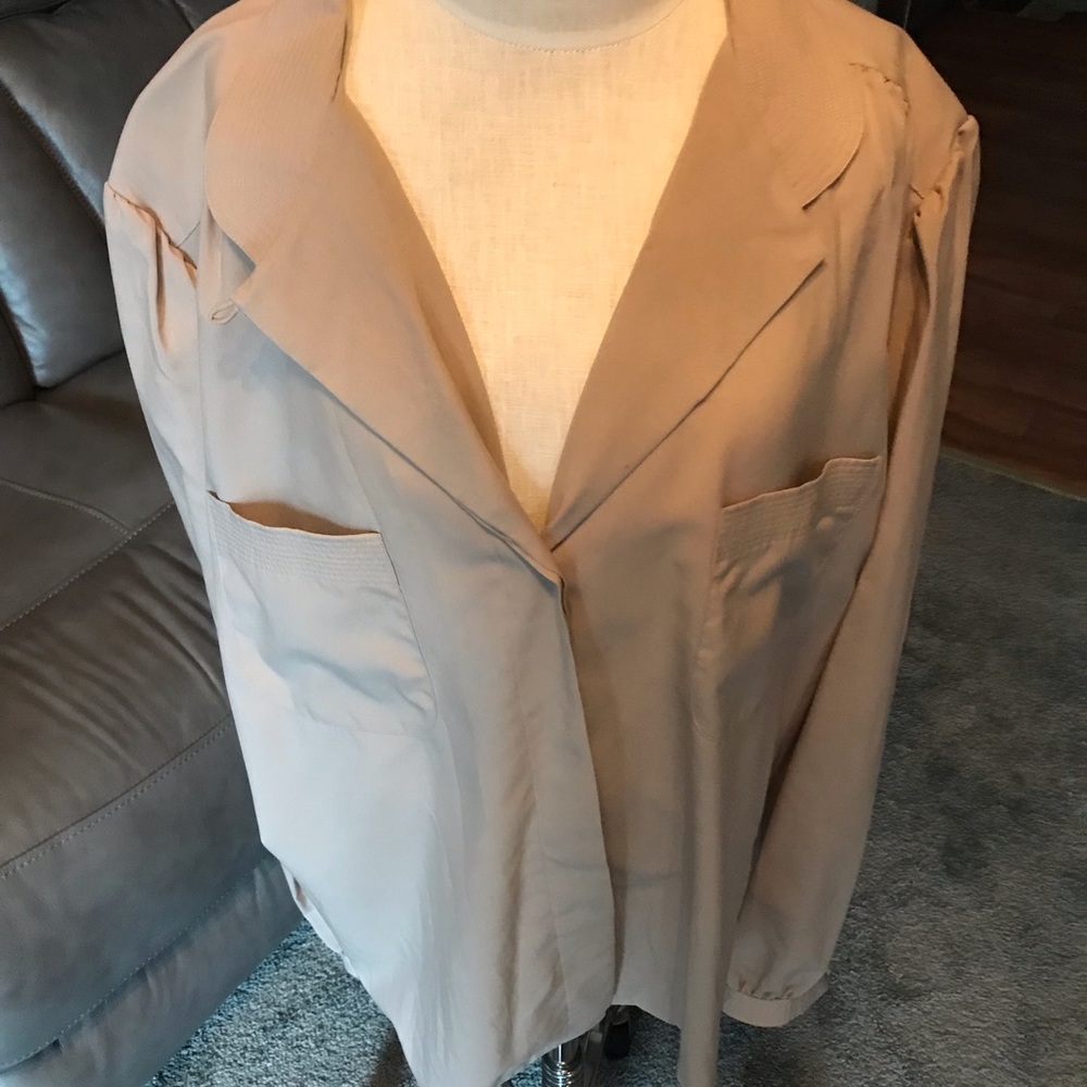 Women’s vintage size 16 shirt lot of two